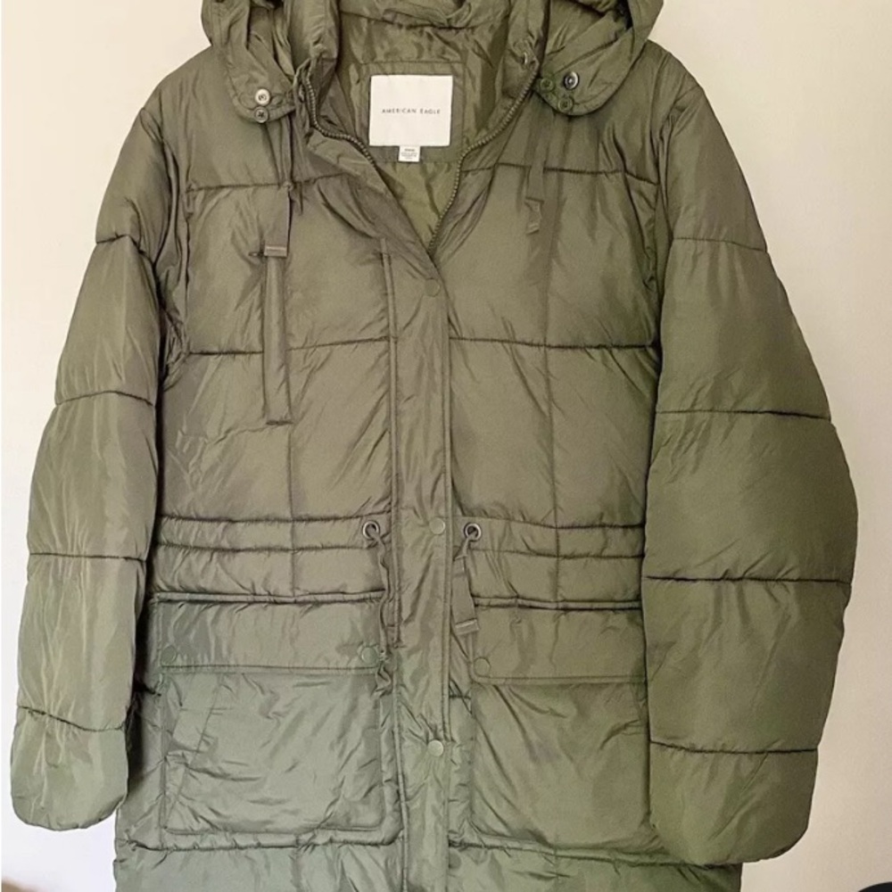 American Eagle Outfitters Green Puffer Jacket with Hood
